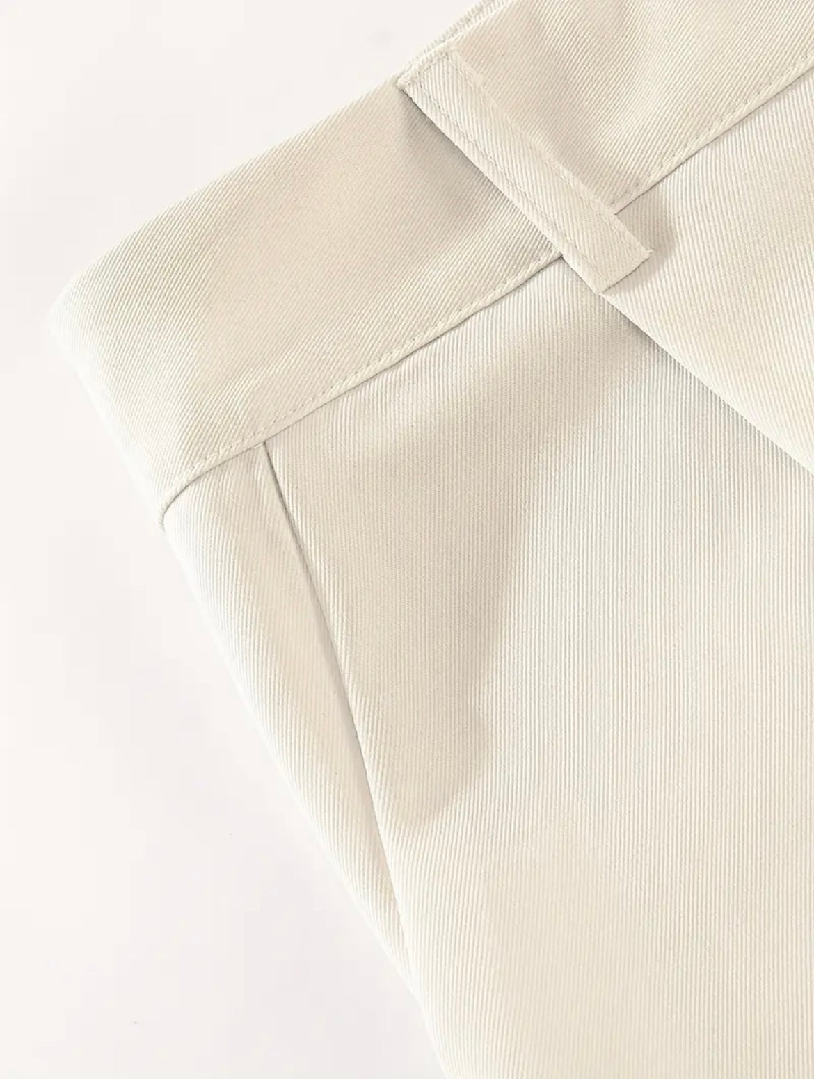 Wide leg pants. Smart Casual.
