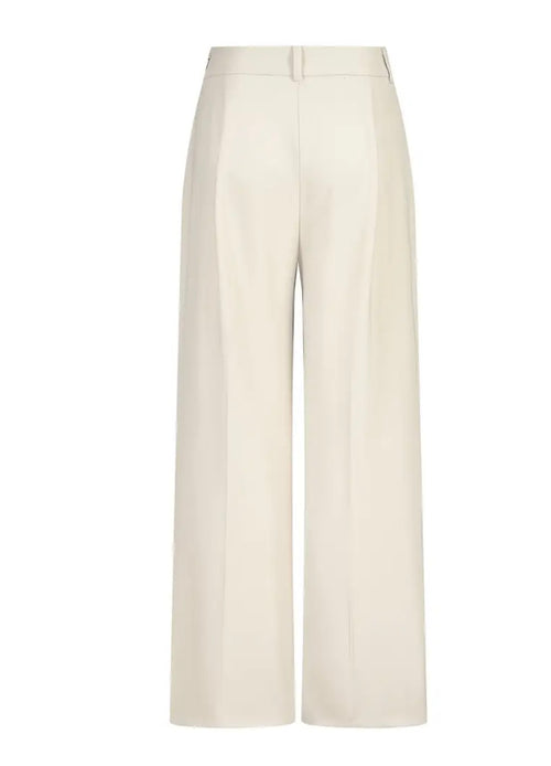 Wide leg pants. Smart Casual.